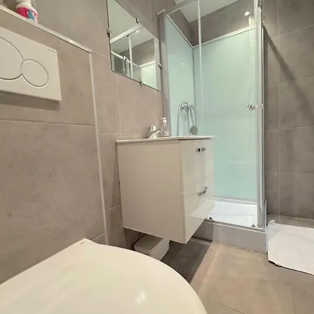 Elegant A 100m Prom Des Апартаменты *