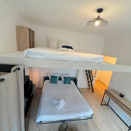 아파트 ⁂appartement Elegant A 100m Prom Des